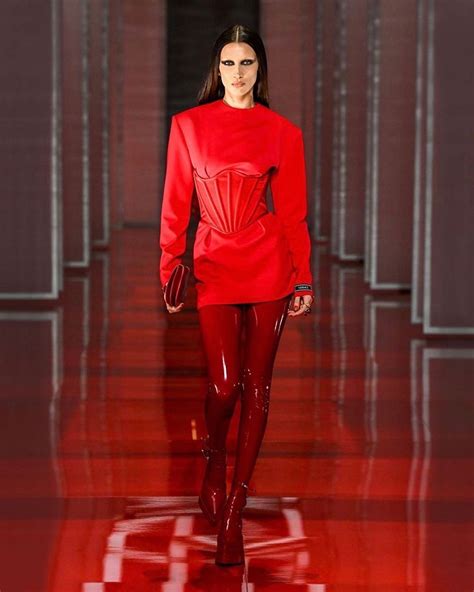 versace at milan fashion week fall 2013|versace fall collection.